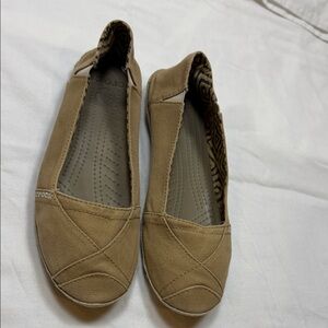 Crocs Women's Canvas Slip-On Flats in Tan - OK Condition